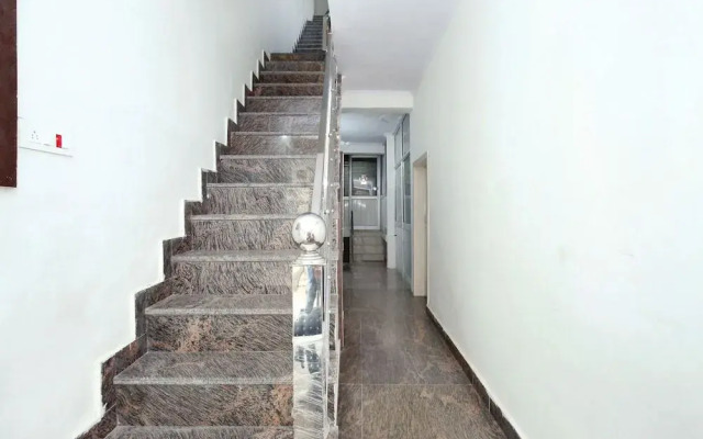 OYO 10075 Hotel Kaydee