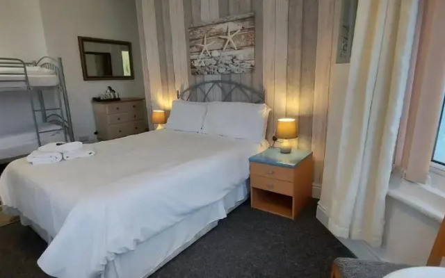 Bowie's Lodge