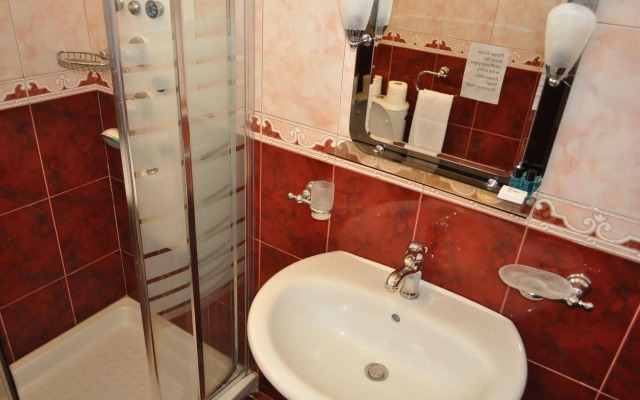 VH Broadway Tirana Hotel