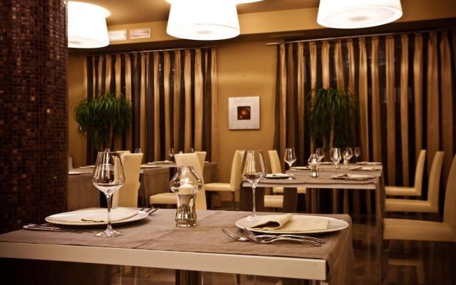 Hotel Kristal Palace - Tonelli Hotels - Adult Friendly