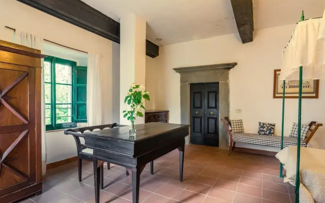 Holiday Home in Pistoia With Pool