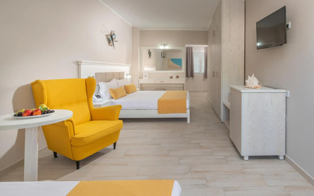 Porfi Beach Hotel