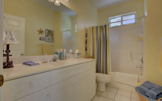 Tortuga Pool Home