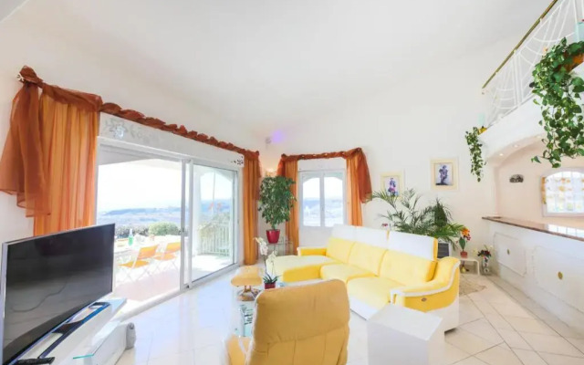 La Casetta Dei Fiori Vi3078