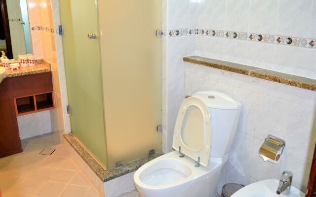 Ascapes Lake View Tower