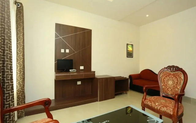 Hotel Padippurayil By OYO Rooms
