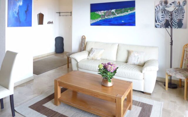 La Clairière des Barzettes A/B 14576