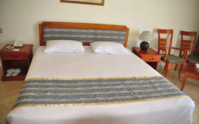 Royal Pharaoh Makadi - Hotel & Resort