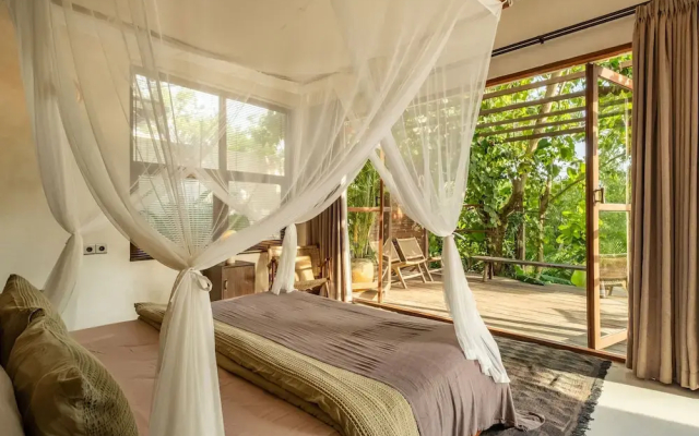Nowhere Villa