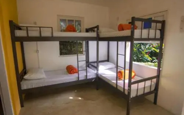 Granola Hostel