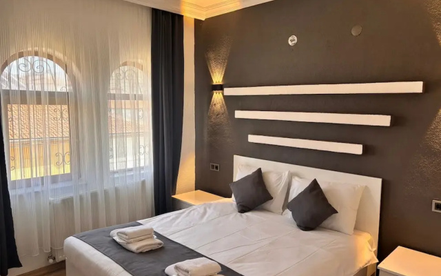 Loopy Lodge Hotel