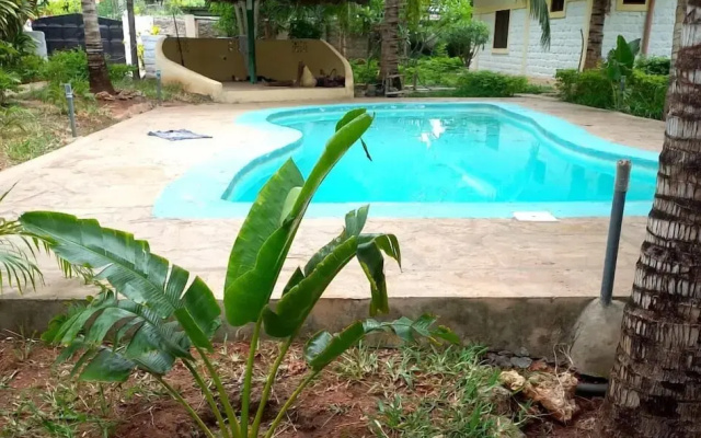 Stay. Plus Darad Homes Diani