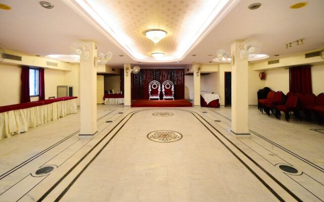 Capital O 7200 Hotel YKS