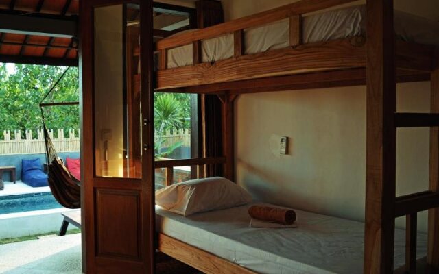 Lay Day Surf Hostel