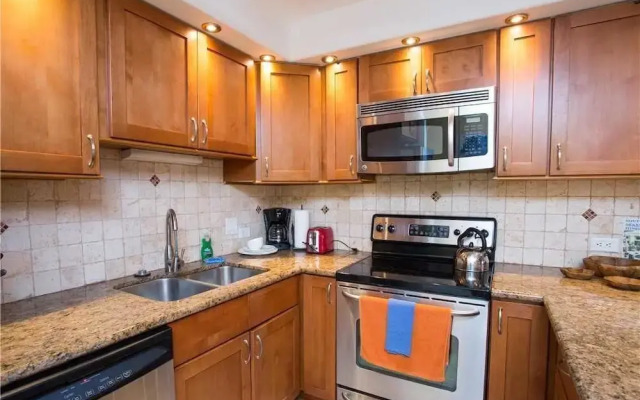 Kamaole Sands 8402 - Two Bedroom Condo