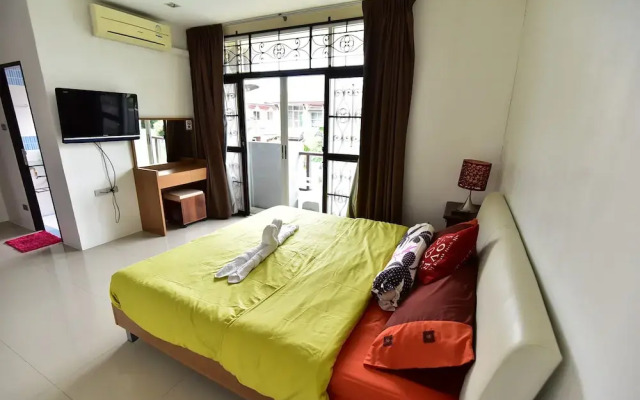 Baan Roi Lan