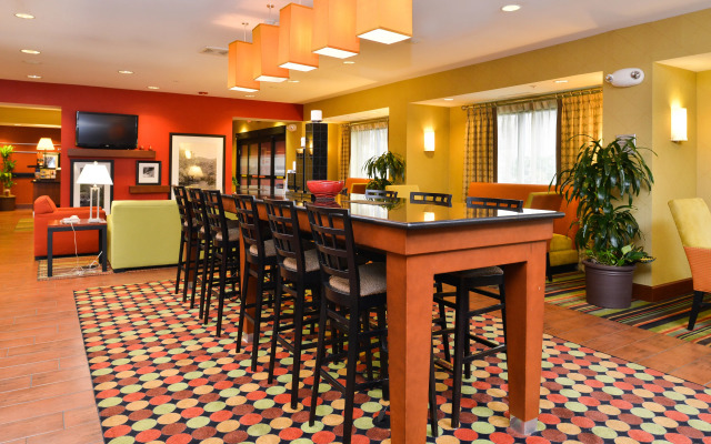Hampton Inn Yorkville