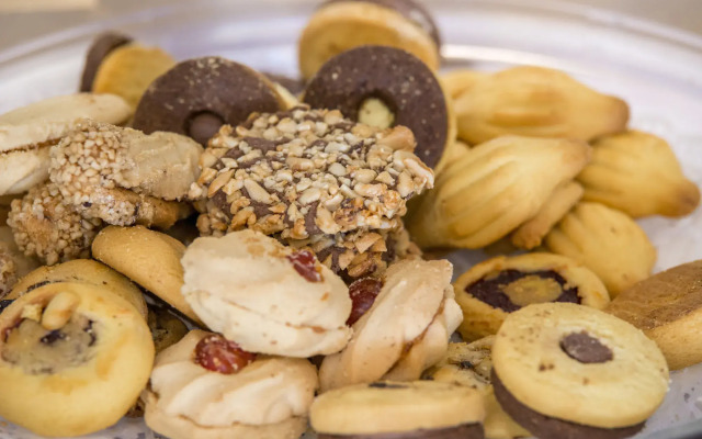 Colonides Beach Hotel