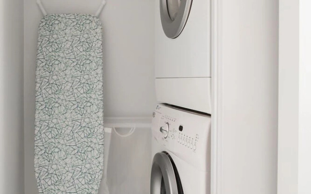 Premier High-Rise Downtown Suites