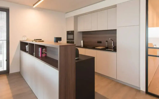 Open View Apartment by the Beach