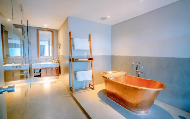 Ikosharold Suites Seminyak