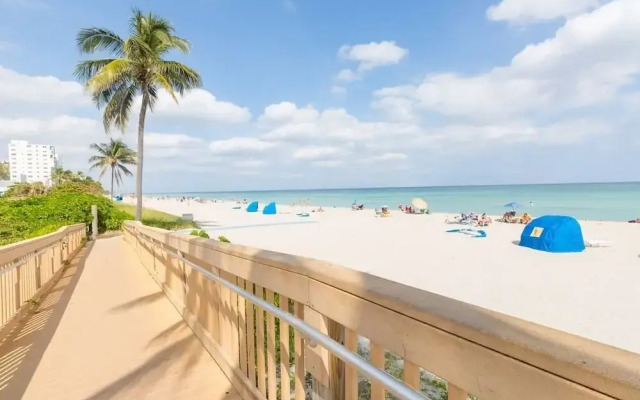 605 Apartment Hollywood Beach