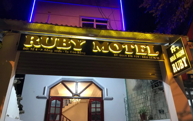 RuBy Motel