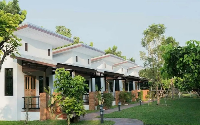 Baansuan Tisa Resort