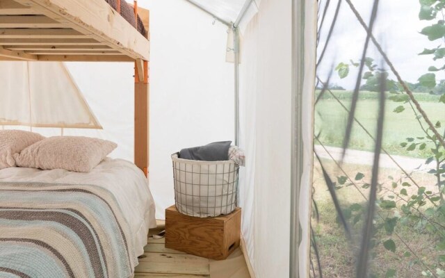 Tentrr - Pearl Brook Farm Overlook