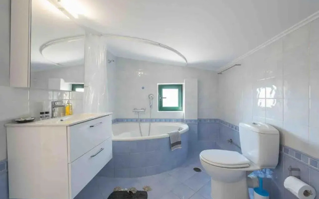 Saronis seaview 2bdr residence 500m from the beach
