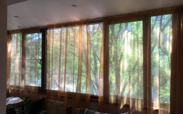 Апартаменты на улице Коллективная 4