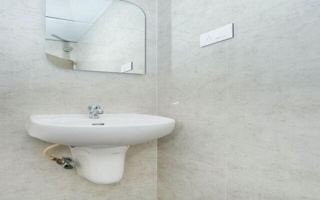 Capital O 15744 Northern Suites