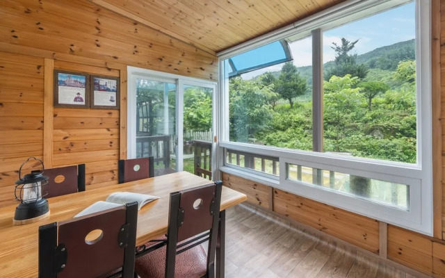 Hwacheon Parprika Yellow Pension