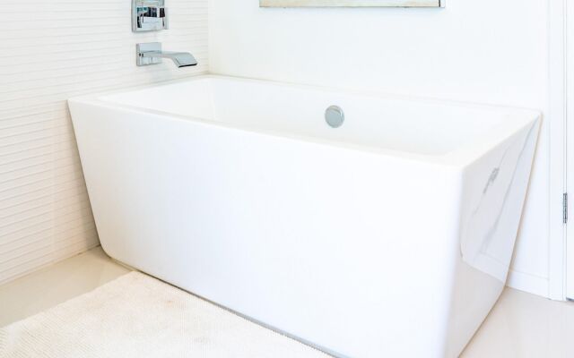 Modern Grand at Deepwell Estates