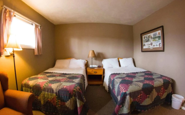 Holiday Motel