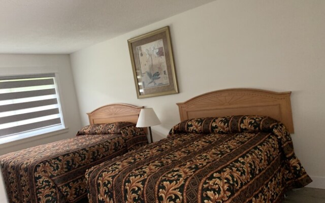 Greenview Motel and RV Park