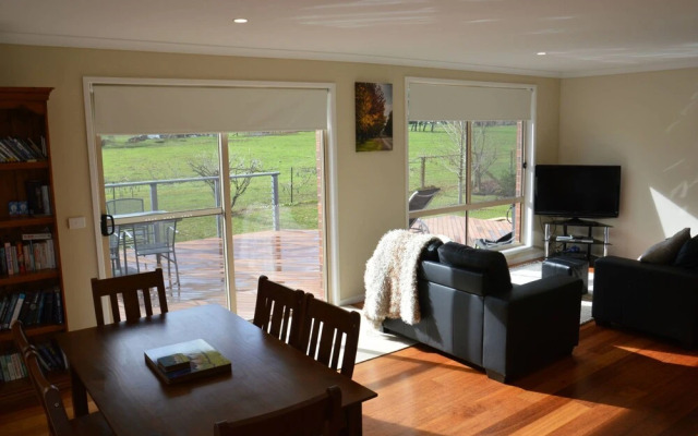 Alpine Views Unit 2 - Porepunkah