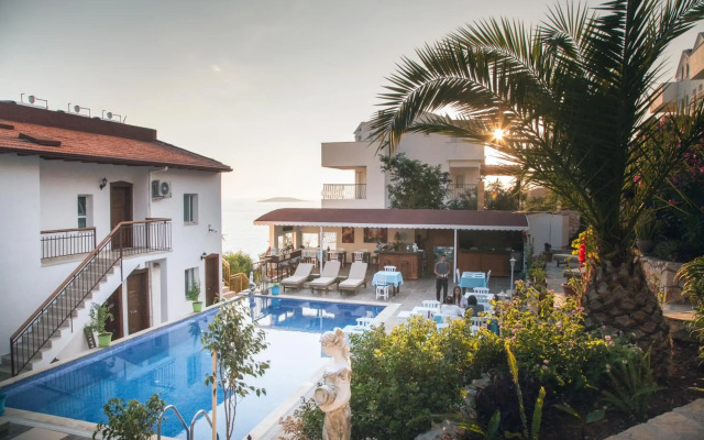 Sunset Villa Hotel