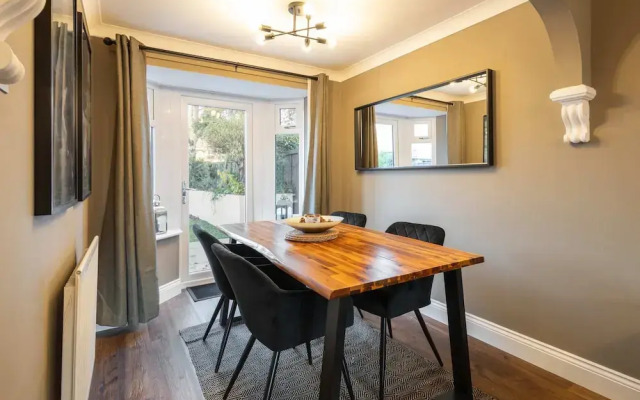 Host Stay Martinhoe