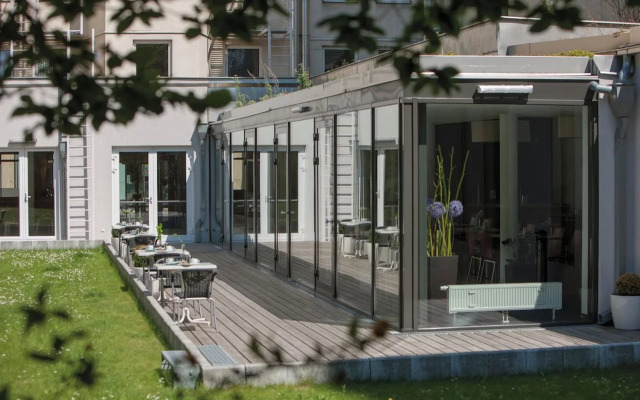 Отель Four Points Flex by Sheraton Vienna Hauptbahnhof