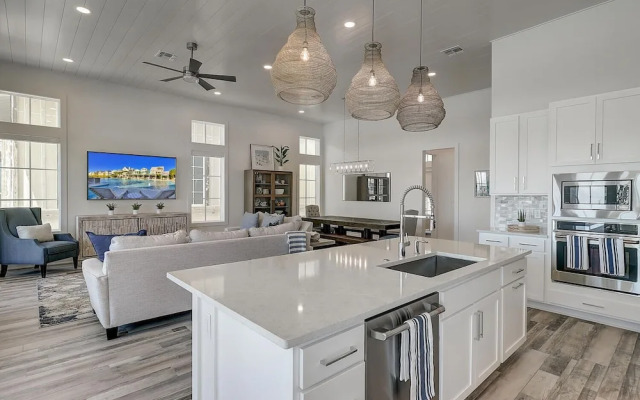 The Great White 306 DAR