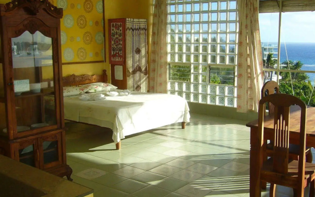 Sunrise Palais Boracay