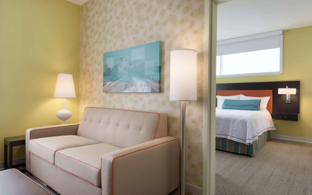 Home2 Suites by Hilton Roseville Minneapolis