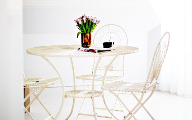 Monsieur George Hotel & Spa – Champs Elysées