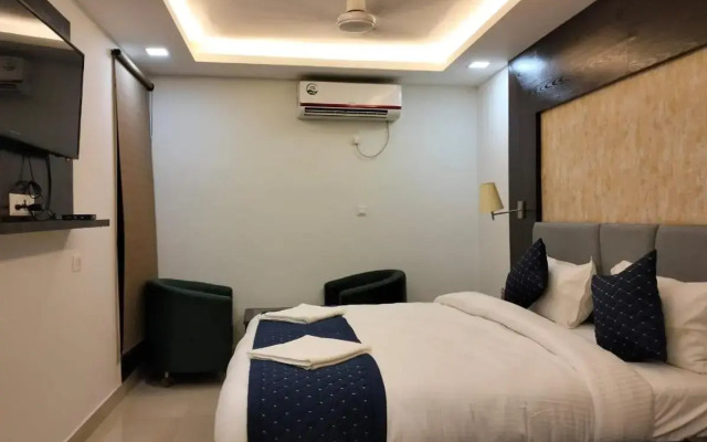 Hotel Prithvi Palace - Near Delhi Airport