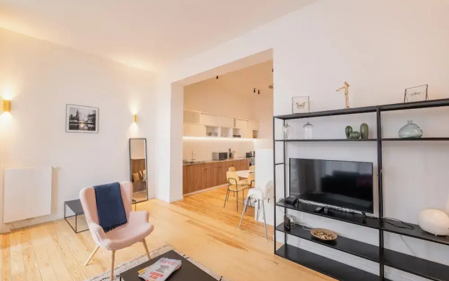 New Apartment Center of Trendy St Gille