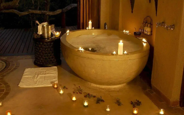 Simbambili Game Lodge