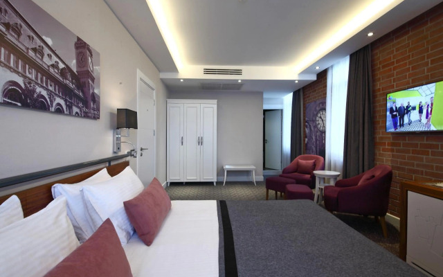 Montania Special Class Hotel