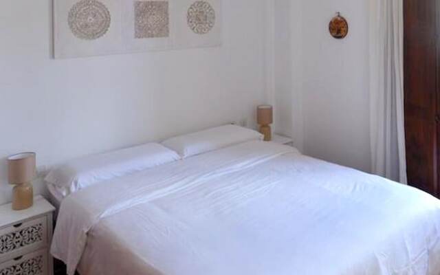 Apartment with One Bedroom in Granada, with Wonderful City View, Balcony And Wifi - 50 Km From the Slopes