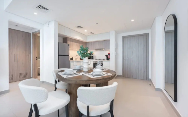 Modern Aesthetic 1-bedroom Apartment in Dubai Hills